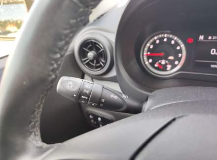 Hyundai - i10