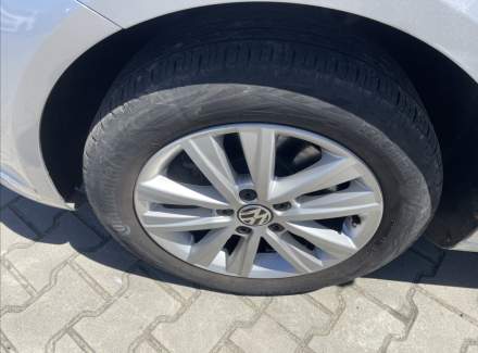Volkswagen - Touran