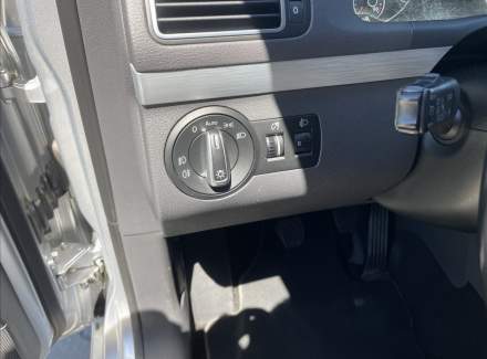 Volkswagen - Touran