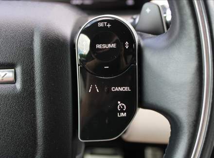 Land Rover - Discovery Sport