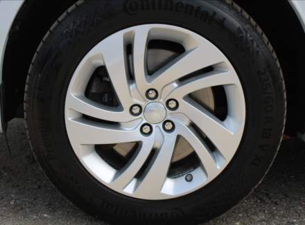 Land Rover - Discovery Sport