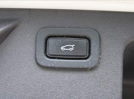 Land Rover - Discovery Sport