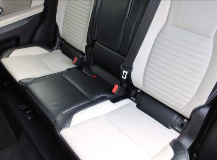 Land Rover - Discovery Sport