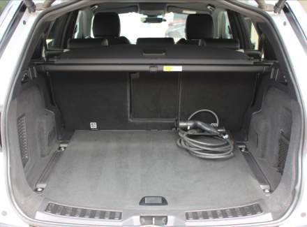 Land Rover - Discovery Sport