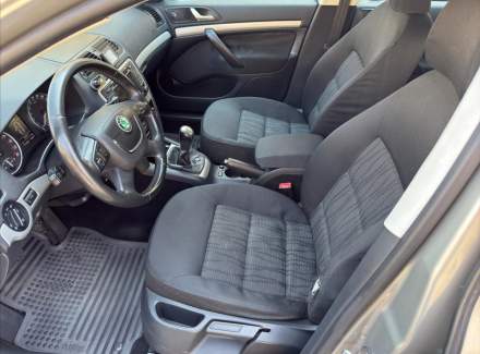 Škoda - Octavia