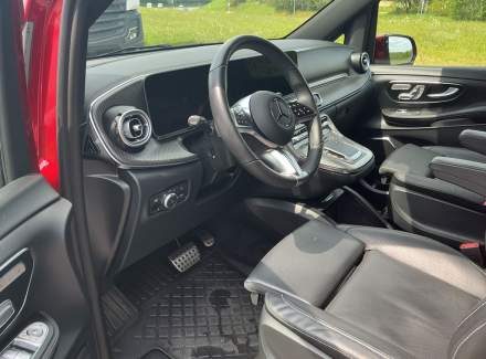 Mercedes-Benz - V-class