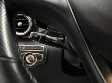 Mercedes-Benz - V-class