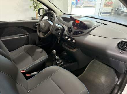 Renault - Twingo