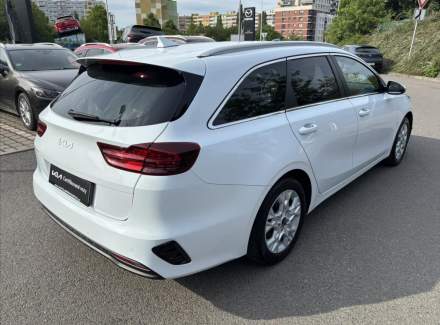 Kia - Cee'd
