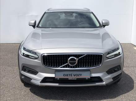 Volvo - V90