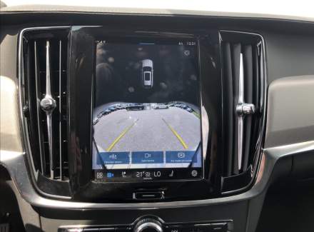 Volvo - V90