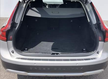 Volvo - V90