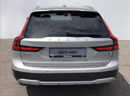 Volvo - V90