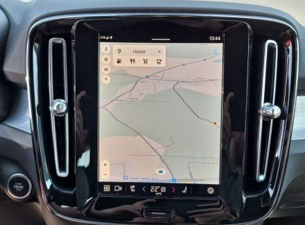 Volvo - XC40