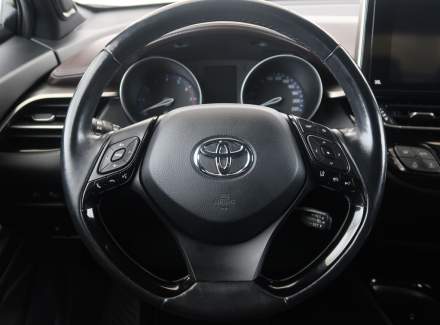 Toyota - C-HR