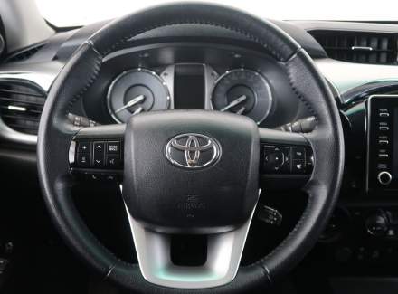 Toyota - Hilux