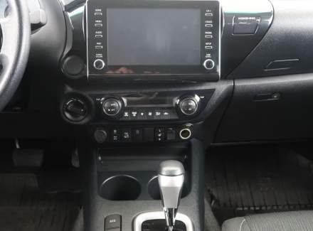 Toyota - Hilux