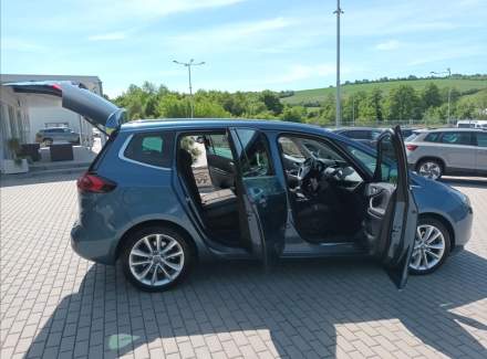 Opel - Zafira