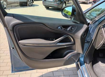 Opel - Zafira