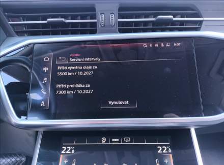 Audi - A6