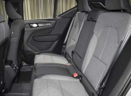 Volvo - XC40