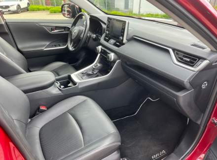 Toyota - RAV 4