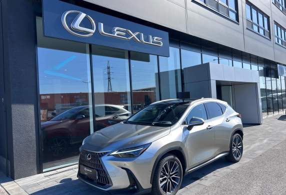 Lexus - NX