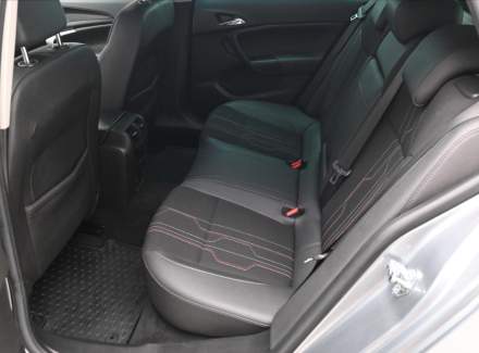 Opel - Insignia