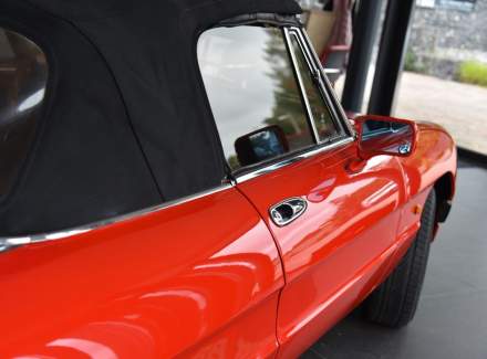 Alfa Romeo - Spider