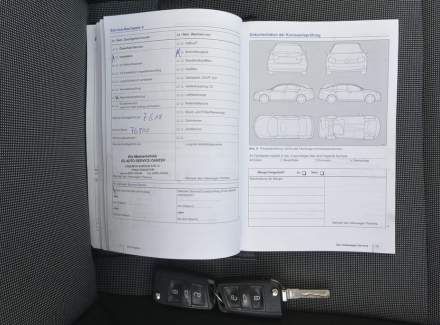 Volkswagen - Golf