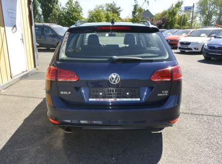 Volkswagen - Golf