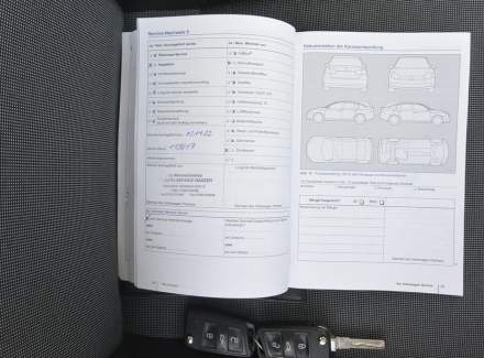 Volkswagen - Golf
