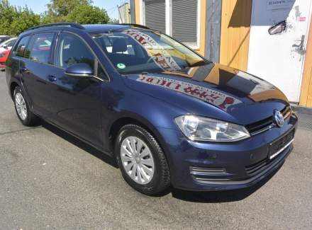 Volkswagen - Golf