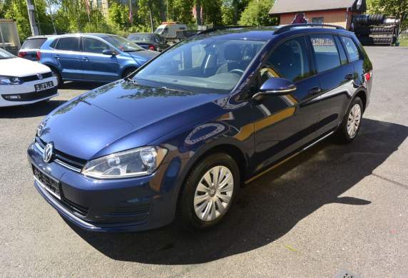 Volkswagen - Golf