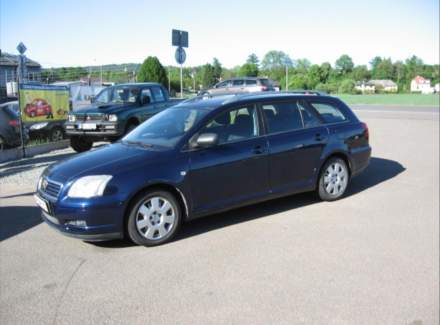 Toyota - Avensis