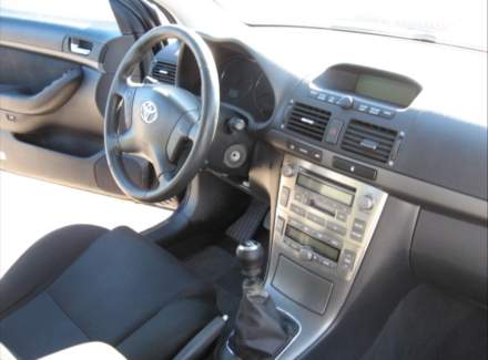 Toyota - Avensis