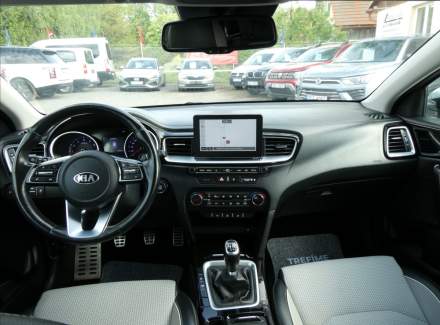 Kia - Cee'd