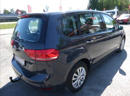 Volkswagen - Touran