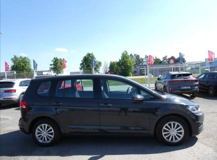 Volkswagen - Touran