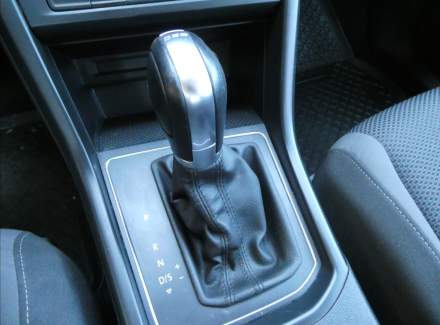 Volkswagen - Touran