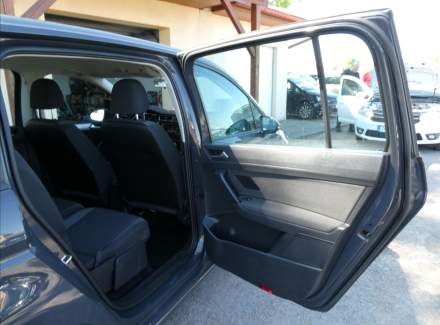 Volkswagen - Touran