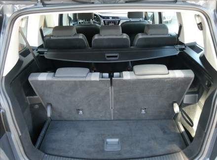 Volkswagen - Touran