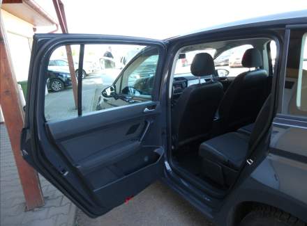 Volkswagen - Touran