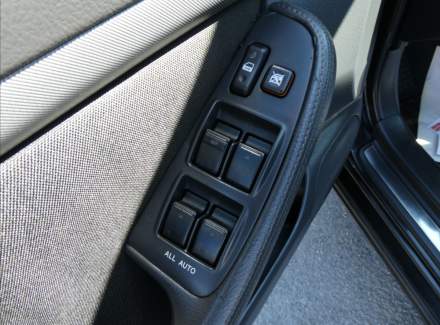 Toyota - Avensis