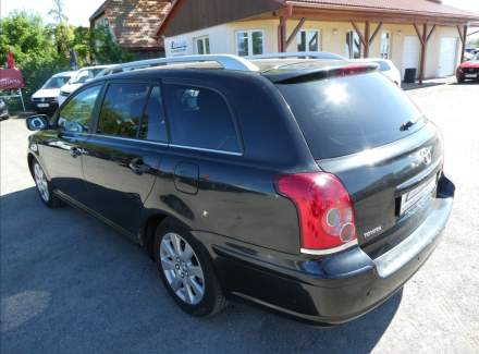 Toyota - Avensis