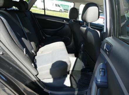 Toyota - Avensis