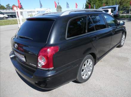 Toyota - Avensis