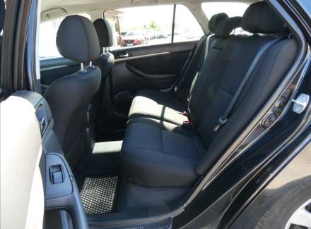 Toyota - Avensis