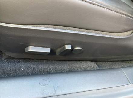 Tesla - Model 3