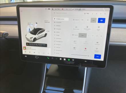 Tesla - Model 3